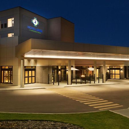 Hotel Dene & Conference Centre Cold Lake Bagian luar foto