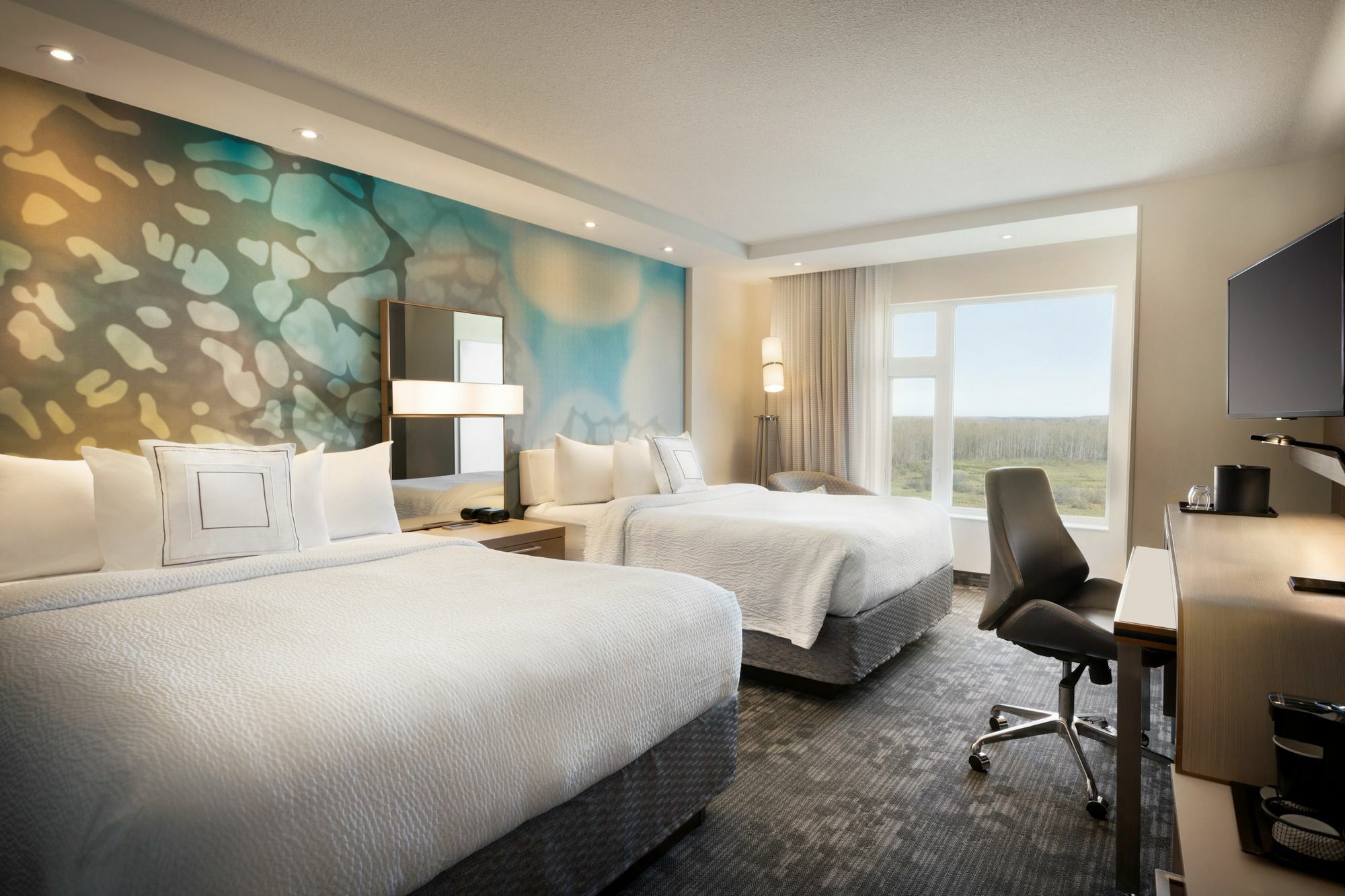 Hotel Dene & Conference Centre Cold Lake Bagian luar foto